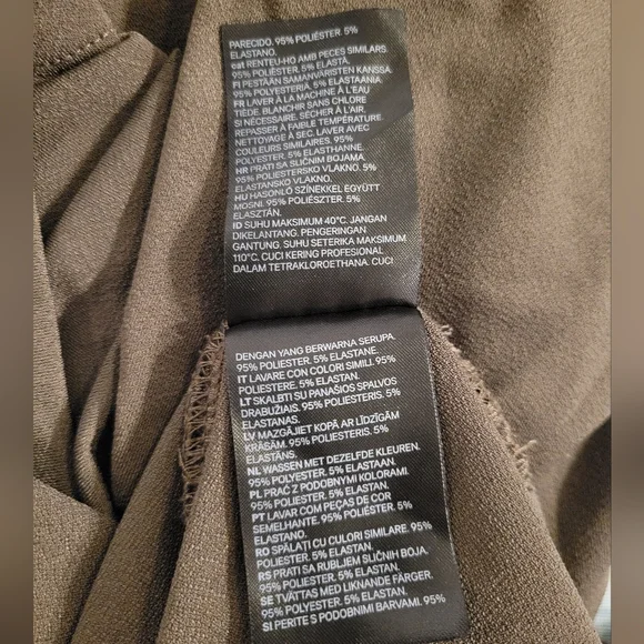 H&M Boat Neck Style Dress Shirt, Womens Size Small - Picture 5 of 5